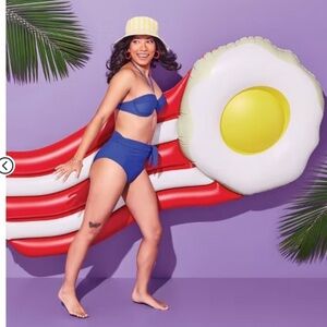 SIN SQUAD Egg and Bacon Novelty pool Float